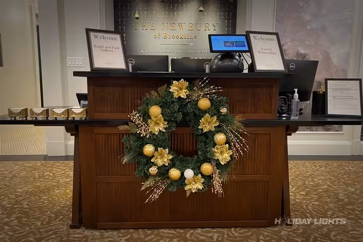 Professional commercial christmas light installation in Manchester, New Hampshire — Custom Commercial Display